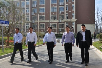 省委督导组组长郭兴华莅临马陵中学视察