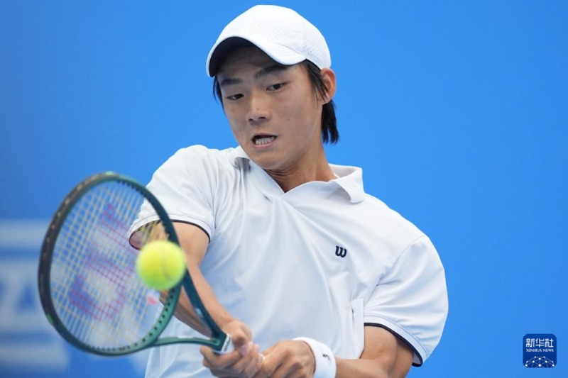 马陵中学丨佳将添异彩苏队摘亚荣——马陵中学学子胡佳助力江苏队斩获网球男团亚军